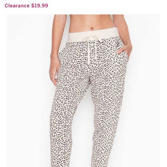 Victoria’s Secret SET Leopard Print Sweatshirt and Sweatpants Sz XXL - Picture 7 of 9